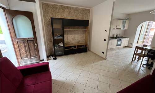 appartamento indipendente con giardino, 2 camere